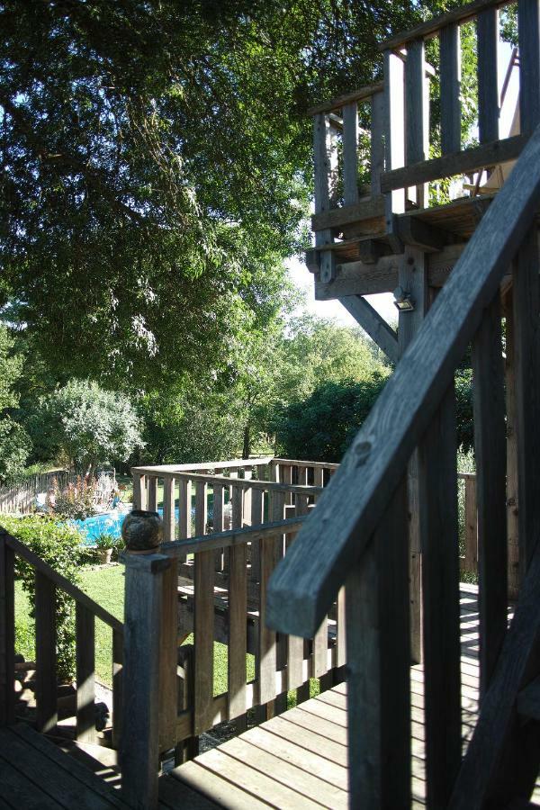 Bed and Breakfast Le Moulin De Picaud Grans Exterior foto