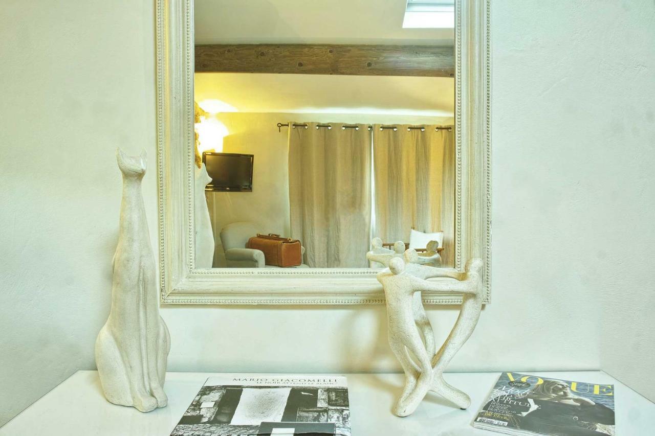 Bed and Breakfast Le Moulin De Picaud Grans Exterior foto